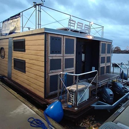 Houseboat Water King Apartament Plywajacy Dom Na Wodzie, 7 Os Wrocław Eksteriør bilde