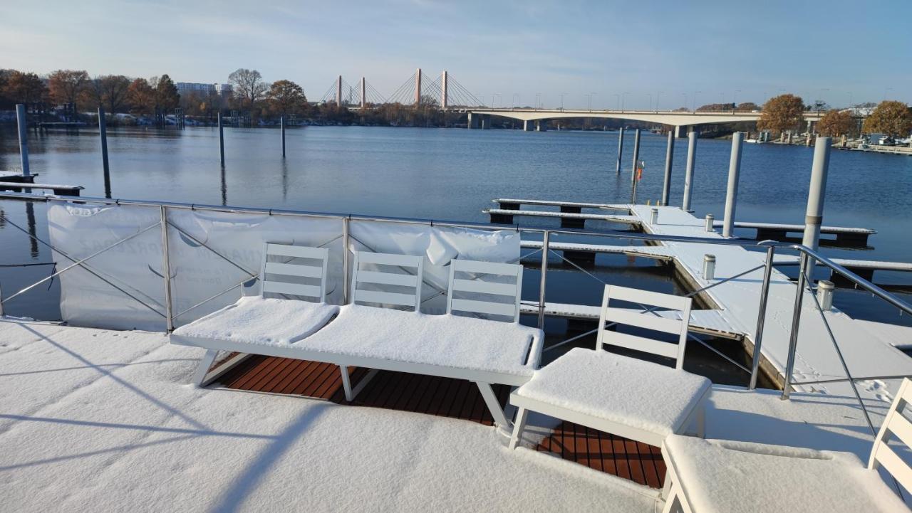 Houseboat Water King Apartament Plywajacy Dom Na Wodzie, 7 Os Wrocław Eksteriør bilde