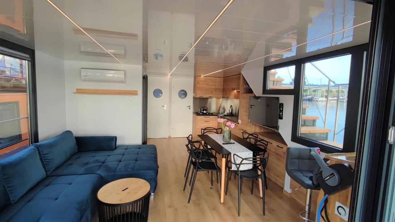 Houseboat Water King Apartament Plywajacy Dom Na Wodzie, 7 Os Wrocław Eksteriør bilde